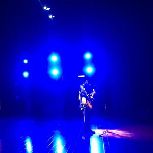 健身教练巨大粗爽Gay
